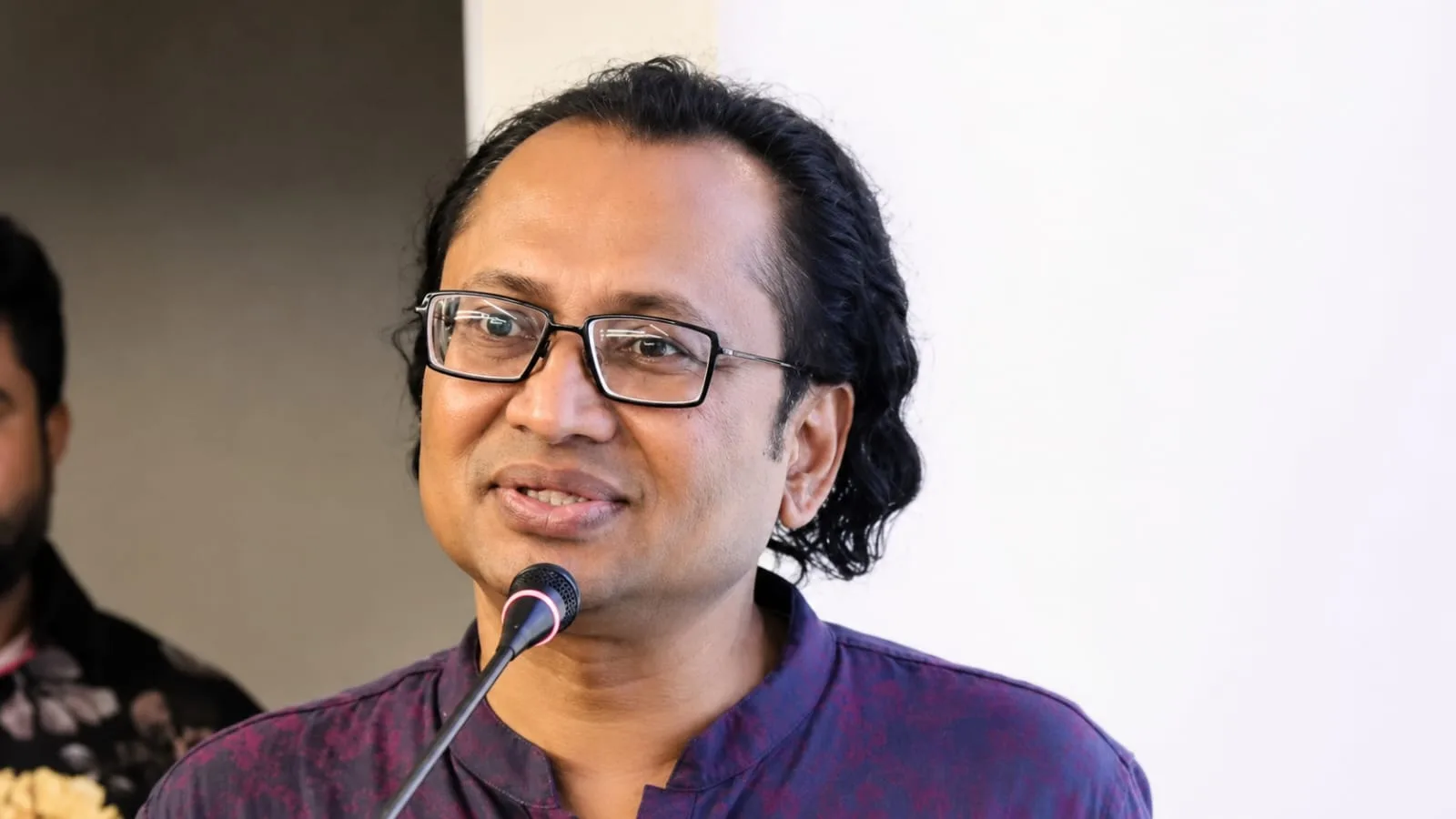 दिल्ली एयरपोर्ट पर बांग्लादेशी सलाहकार ज़ाहिद उर रहमान का प्रवेश निषेध!