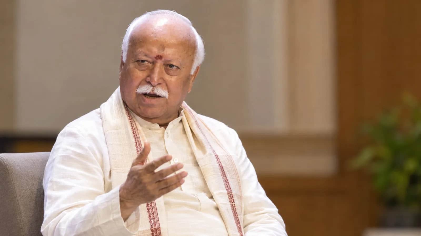 RSS ने OTT पर सेंसरशिप के लिए बनाया अनौपचारिक पैनल, सोशल मीडिया पर उठे सवाल
